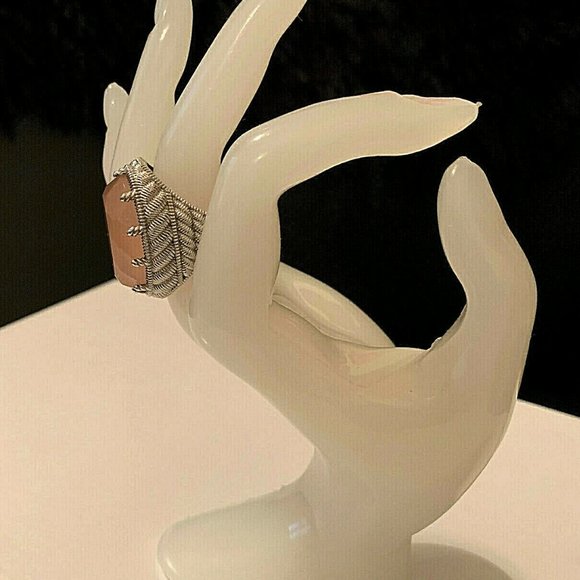 Judith Ripka Peach Quartz Ring. Sizes 7,9 - Picture 3 of 6